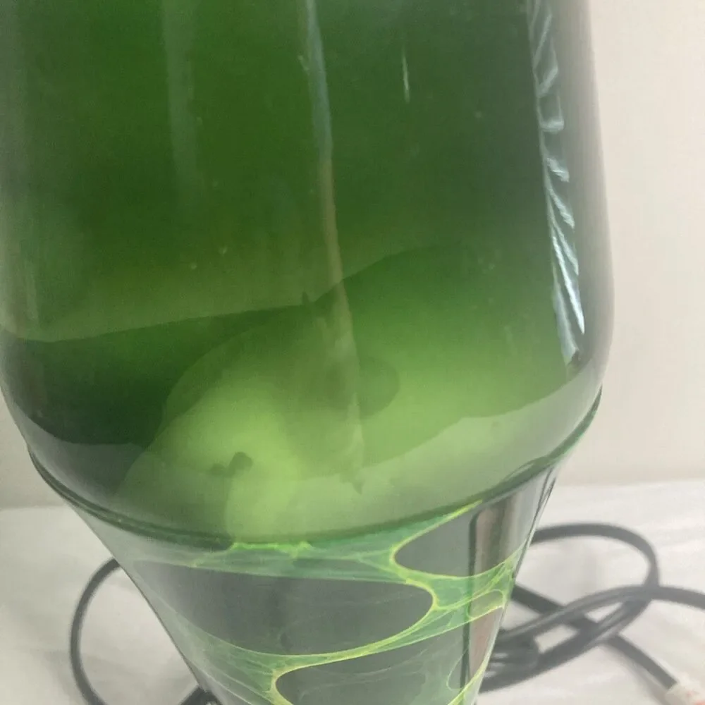 Alien Lava Lamp Lite Light LAVA THE ORIGINAL  17